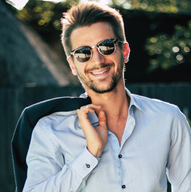 Müşterilerimizin güvenini ve memnuniyetini kazanmaya çalışıyoruz.                 